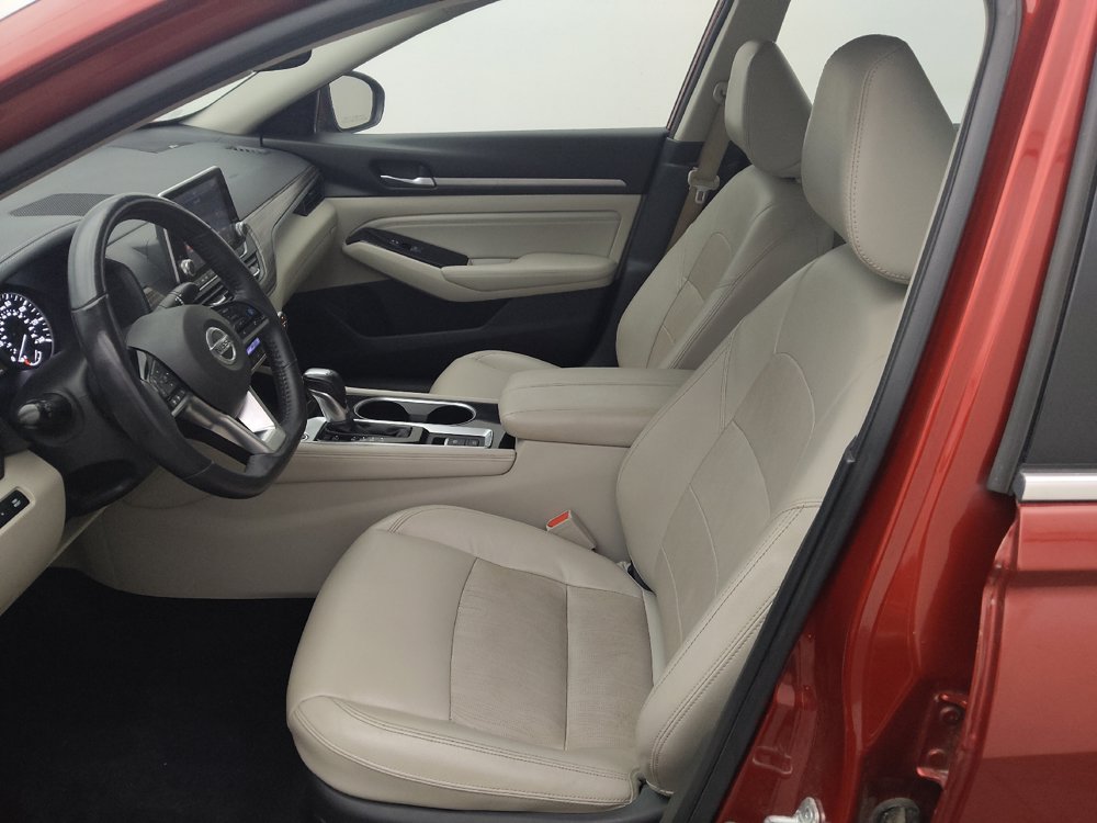Used 2020 Nissan Altima 2.5 Platinum FWD image 17