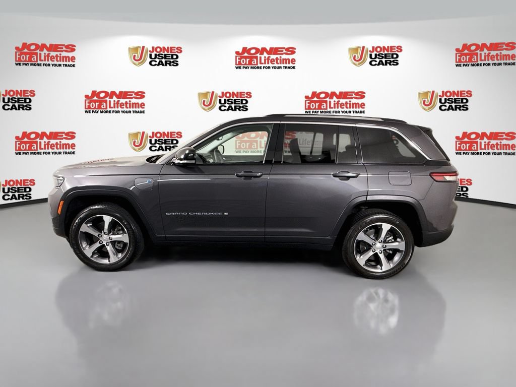 Used 2023 Jeep Grand Cherokee 4WD 4xe image 15