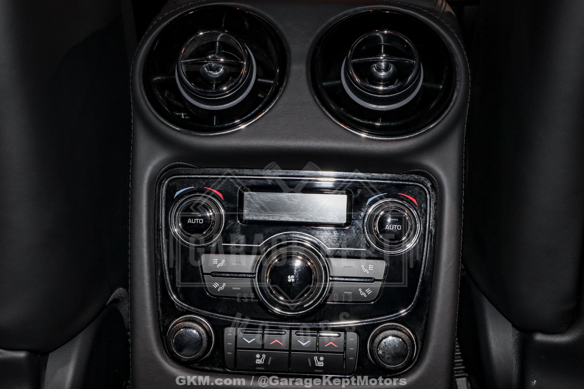 Used 2015 Jaguar XJ R LWB image 91