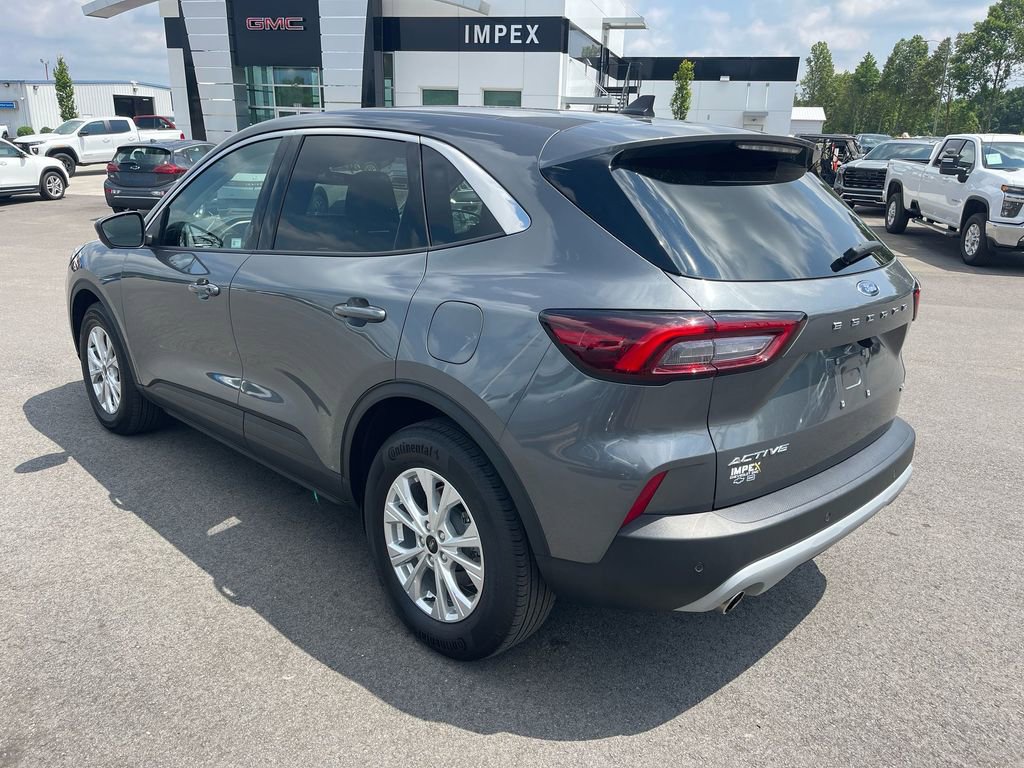Used 2023 Ford Escape Active w/ Tech Pack #2 image 3