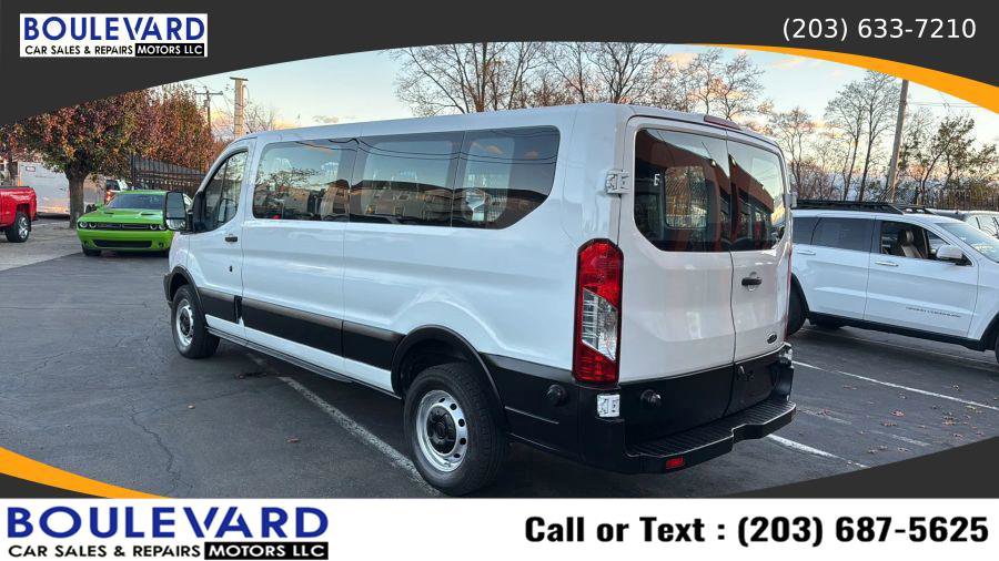 Used 2016 Ford Transit 350 XL image 5