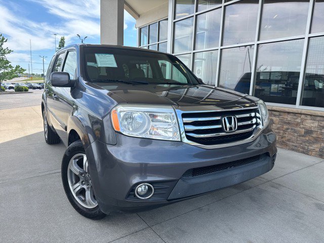 Used 2015 Honda Pilot SE image 2