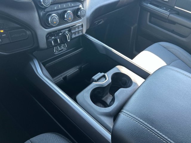 Used 2024 RAM 2500 Big Horn w/ Safety Group AWD/4WD image 29