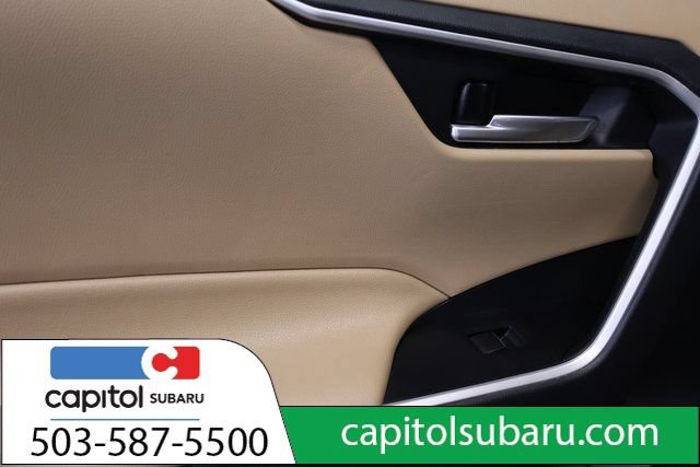 Used 2021 Toyota RAV4 XLE Premium AWD/4WD image 30