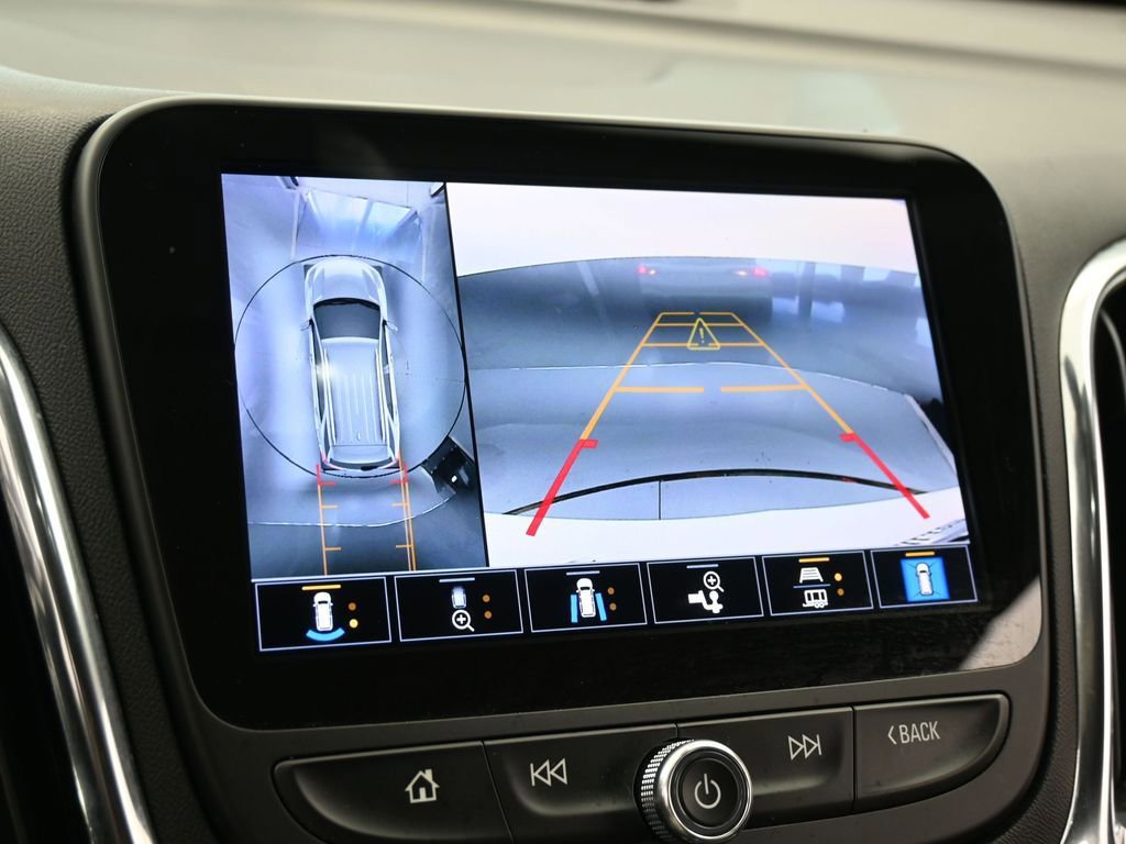 Used 2023 Chevrolet Equinox LT image 17