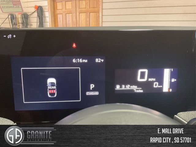 Used 2025 Nissan Kicks SV w/ SV Premium Package image 15