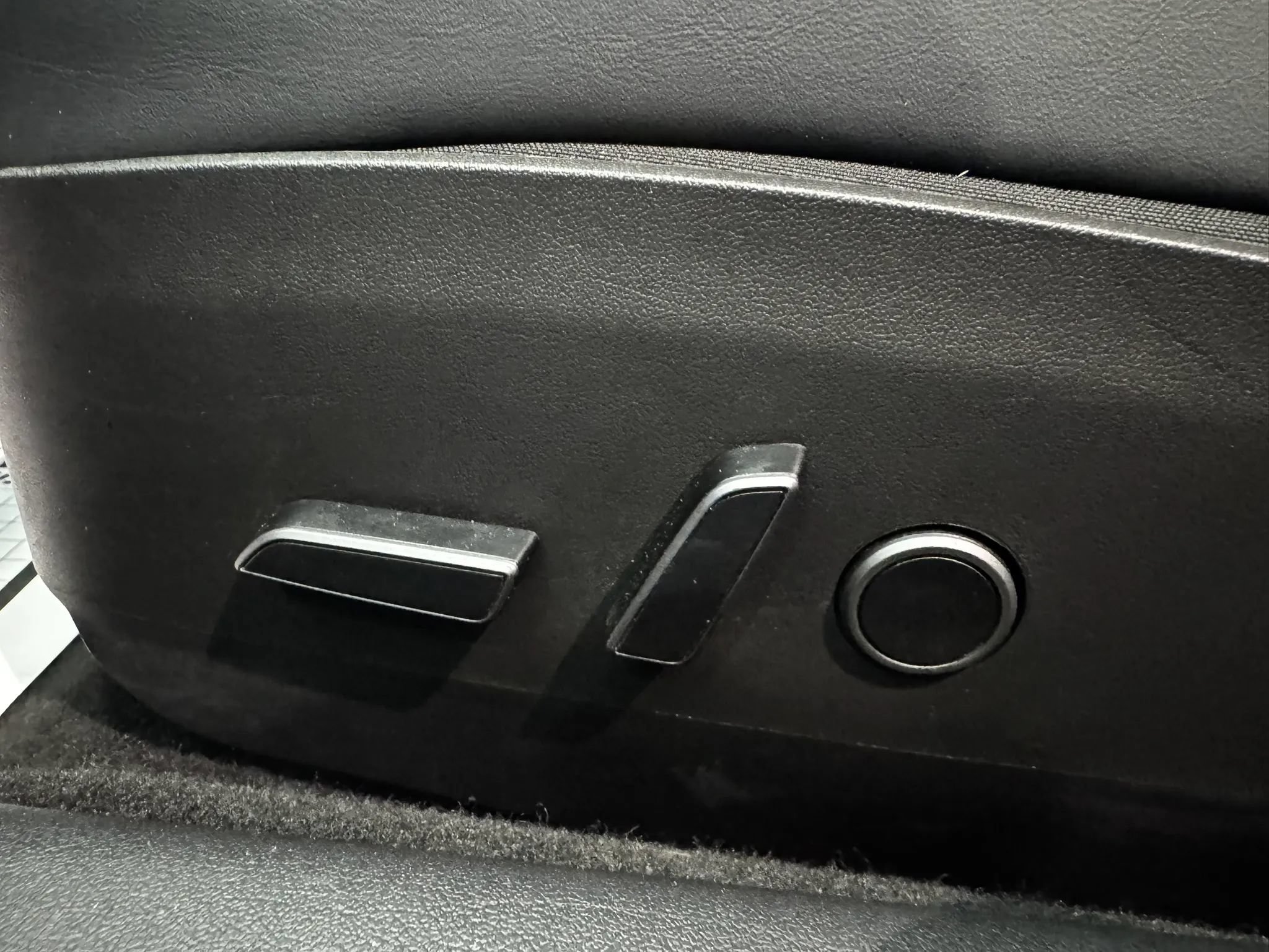 Used 2023 Tesla Model 3 Standard Range RWD image 10