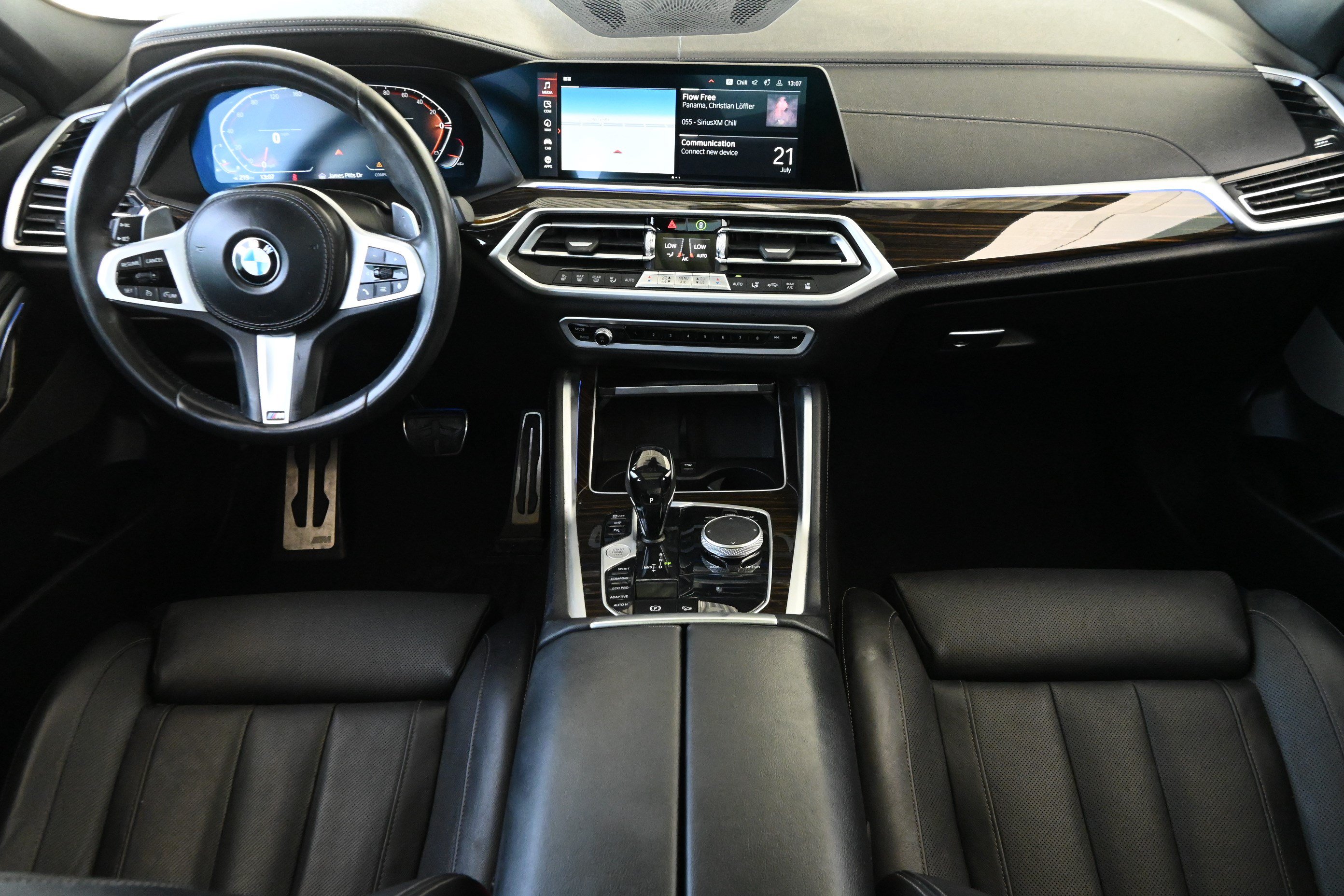 Used 2021 BMW X6 xDrive40i w/ M Sport Package AWD/4WD image 14