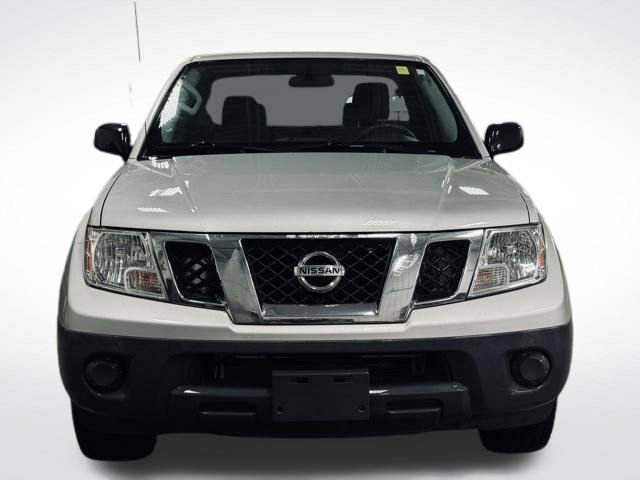 Used 2018 Nissan Frontier S image 2