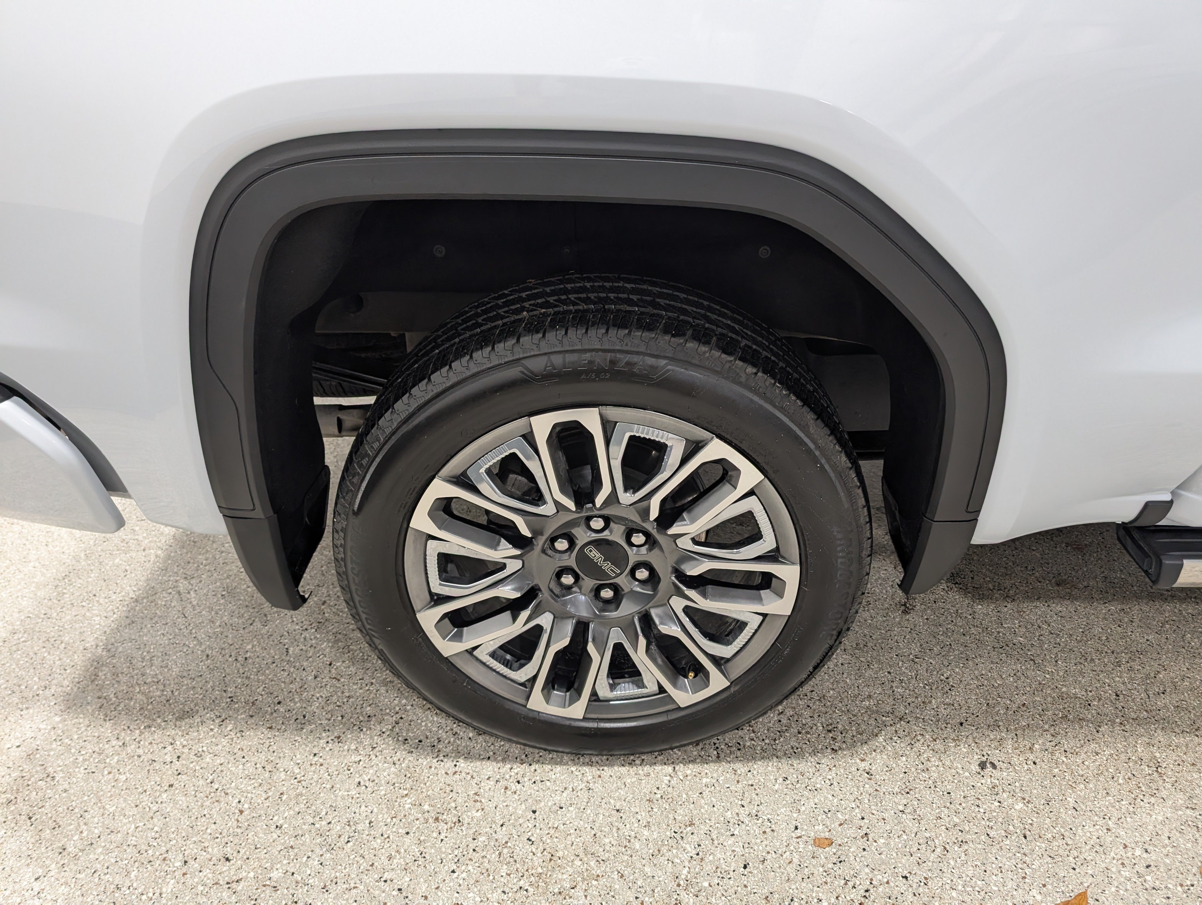 Used 2026 GMC Sierra 1500 Denali Ultimate AWD/4WD image 14