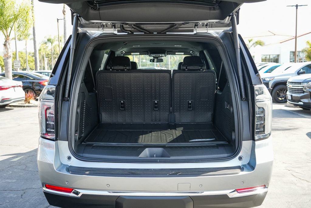 New 2026 Chevrolet Suburban LT w/ Comfort Package AWD/4WD image 26