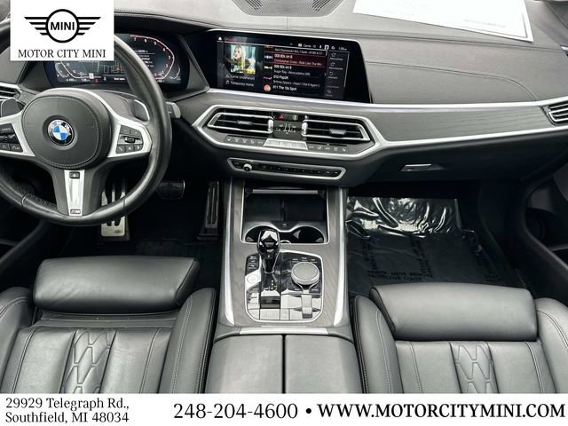 Used 2022 BMW X7 xDrive40i w/ M Sport Package image 18