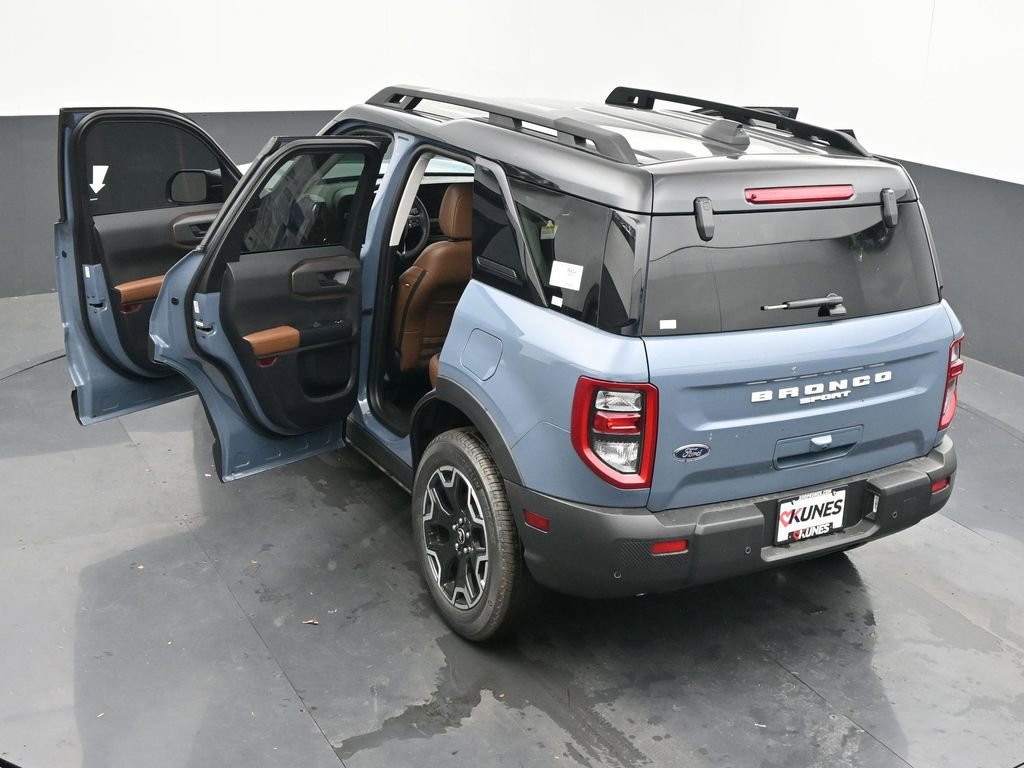New 2025 Ford Bronco Sport Outer Banks w/ Outer Banks Tech Package+ AWD/4WD image 58