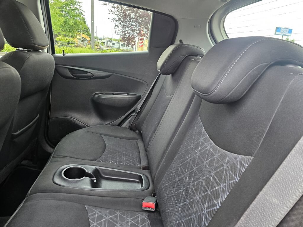 Used 2020 Chevrolet Spark LT FWD image 21