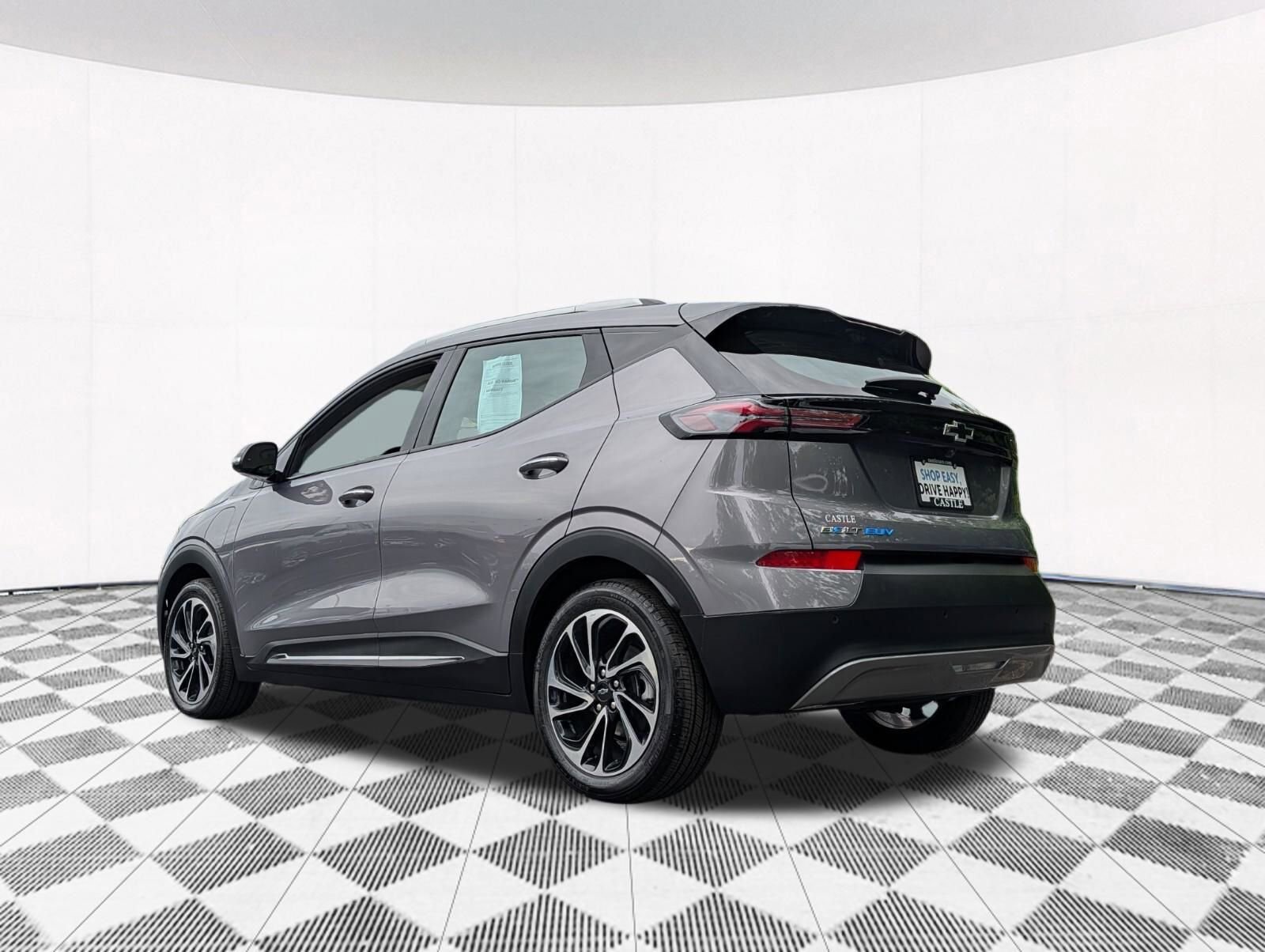 Used 2023 Chevrolet Bolt EUV Premier FWD image 13