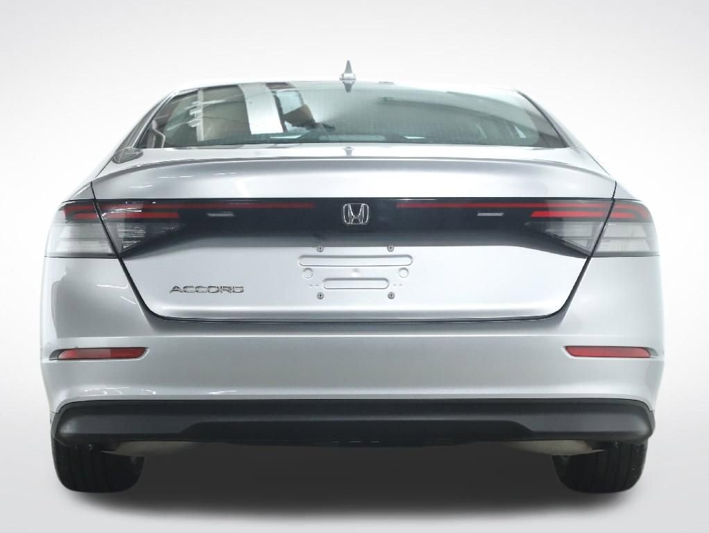 Used 2025 Honda Accord LX image 44
