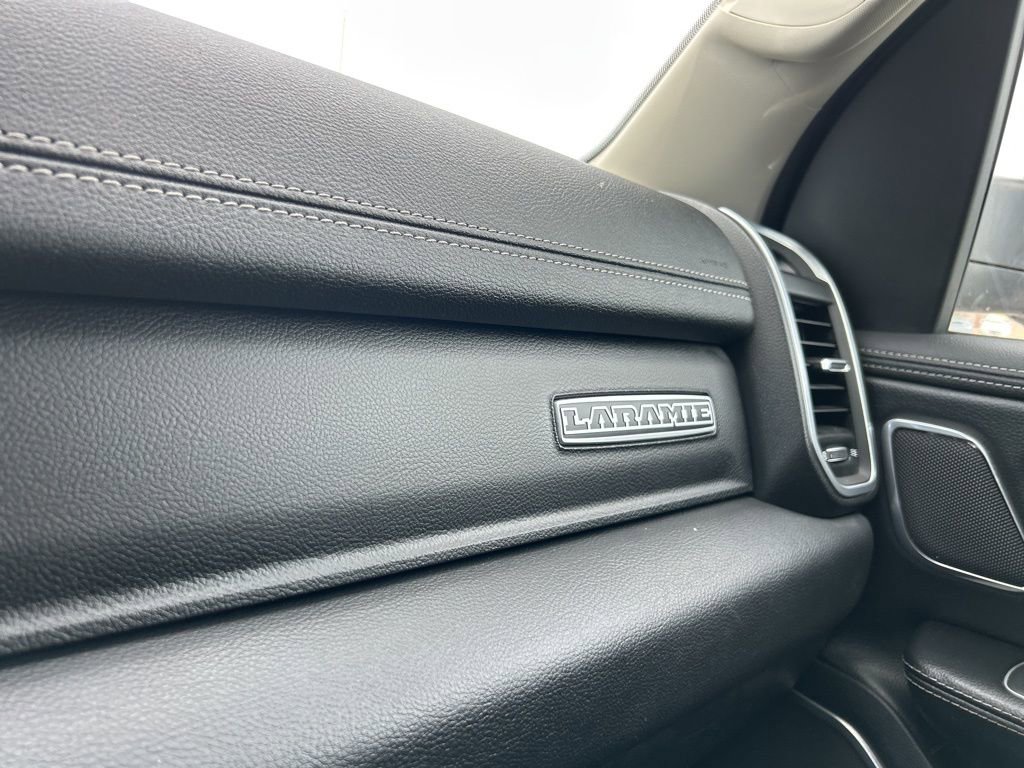 Used 2022 RAM 1500 Laramie AWD/4WD image 28