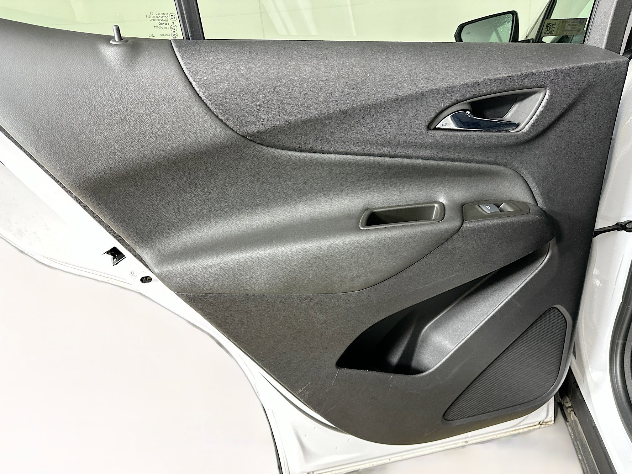 Used 2024 Chevrolet Equinox LT image 25