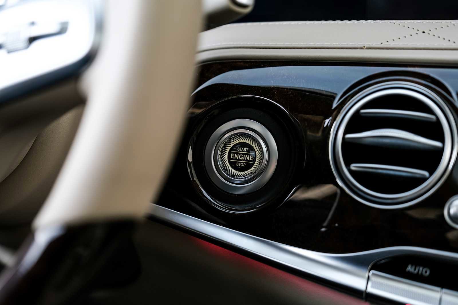 Used 2018 Mercedes-Benz S 560 S 560 image 22