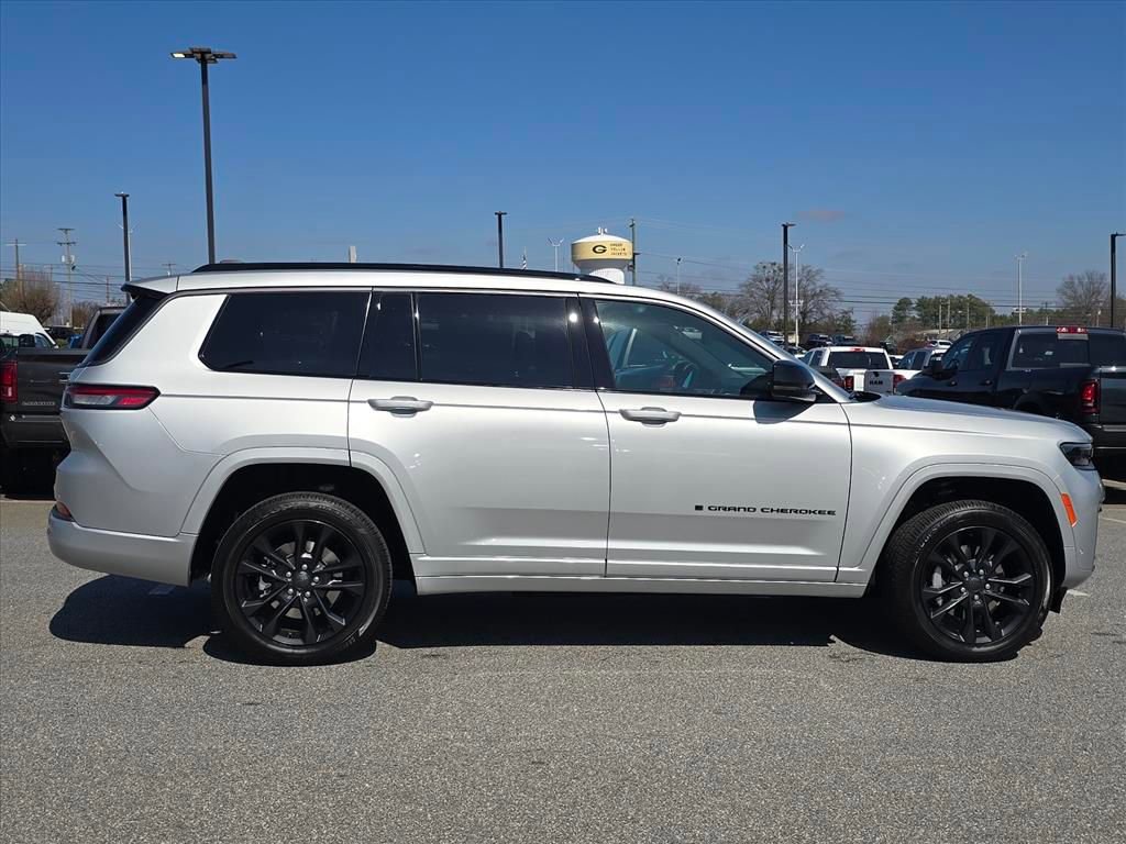 New 2026 Jeep Grand Cherokee L Limited image 2