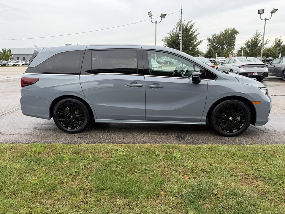 Used 2025 Honda Odyssey Sport-L image 7