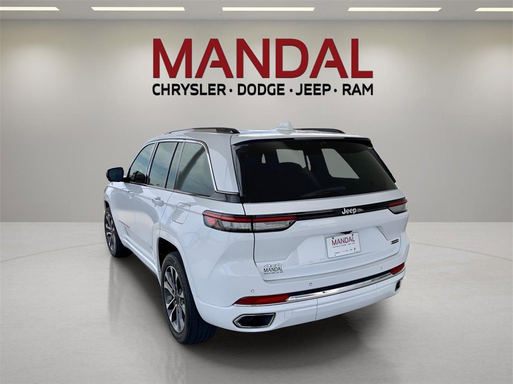 Used 2022 Jeep Grand Cherokee Overland w/ Luxury Tech Group IV image 9