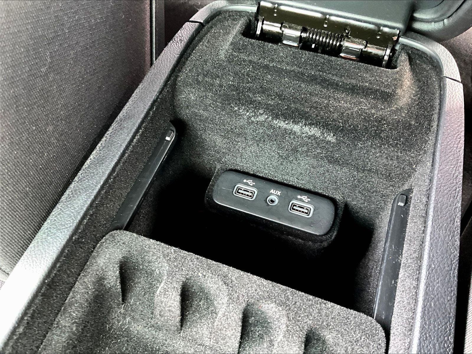 Used 2018 Dodge Charger SXT Plus RWD image 17