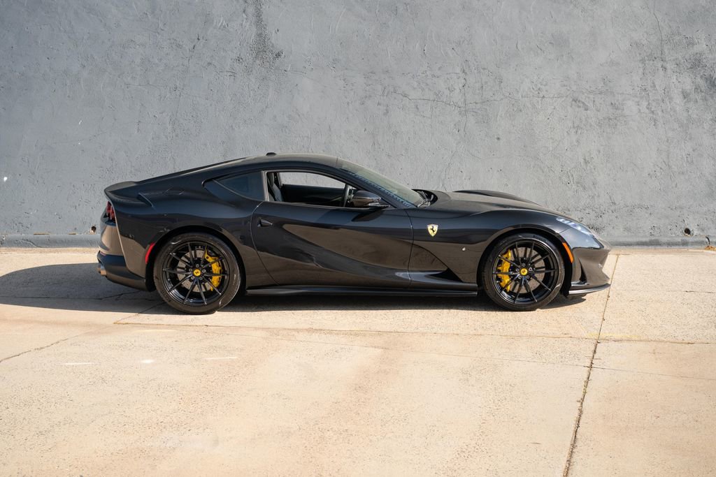 Used 2020 Ferrari 812 Superfast image 6