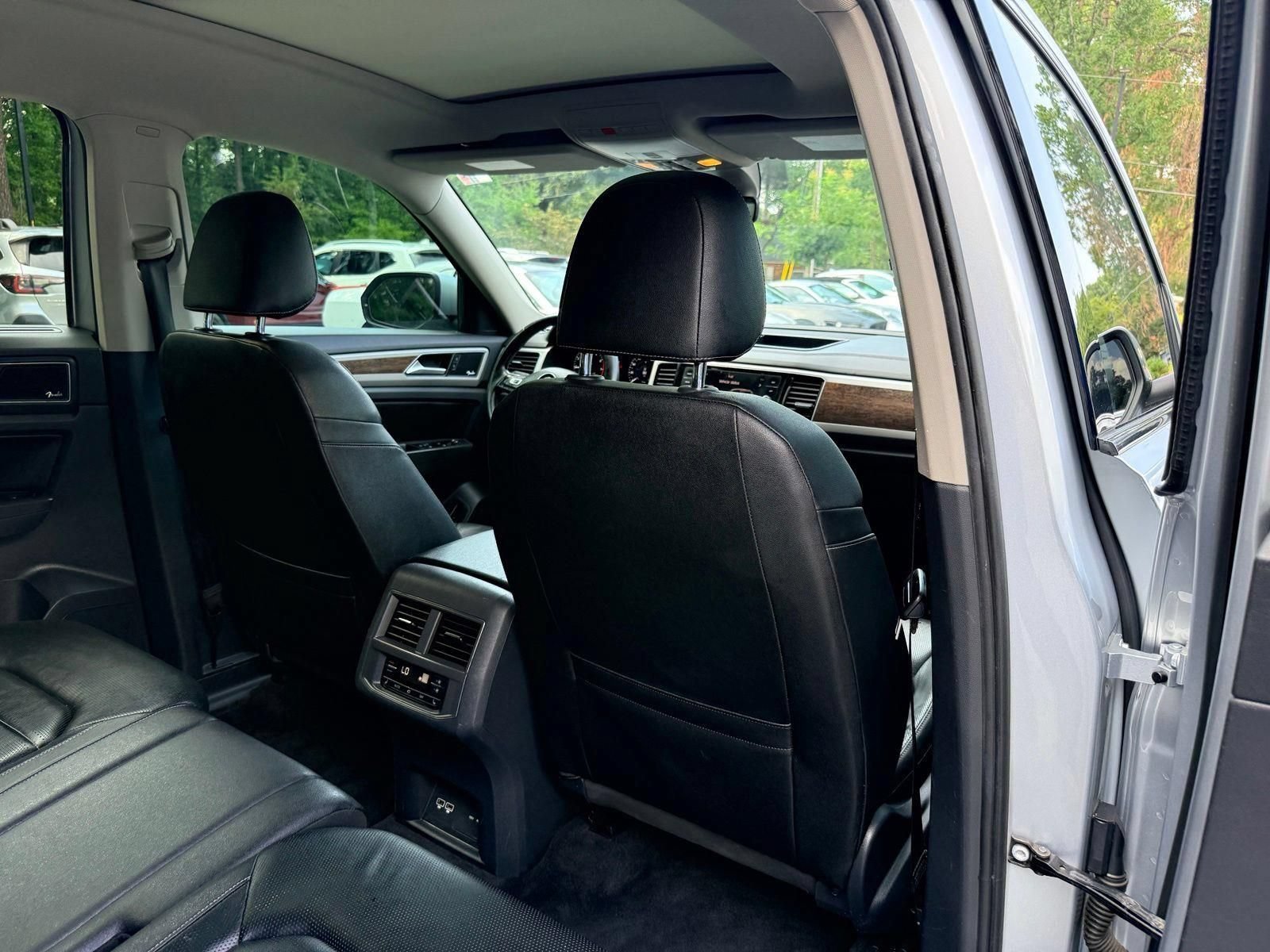 Used 2018 Volkswagen Atlas SEL Premium AWD/4WD image 29