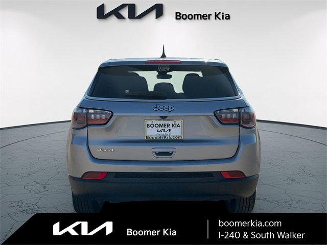 Used 2024 Jeep Compass Sport image 6