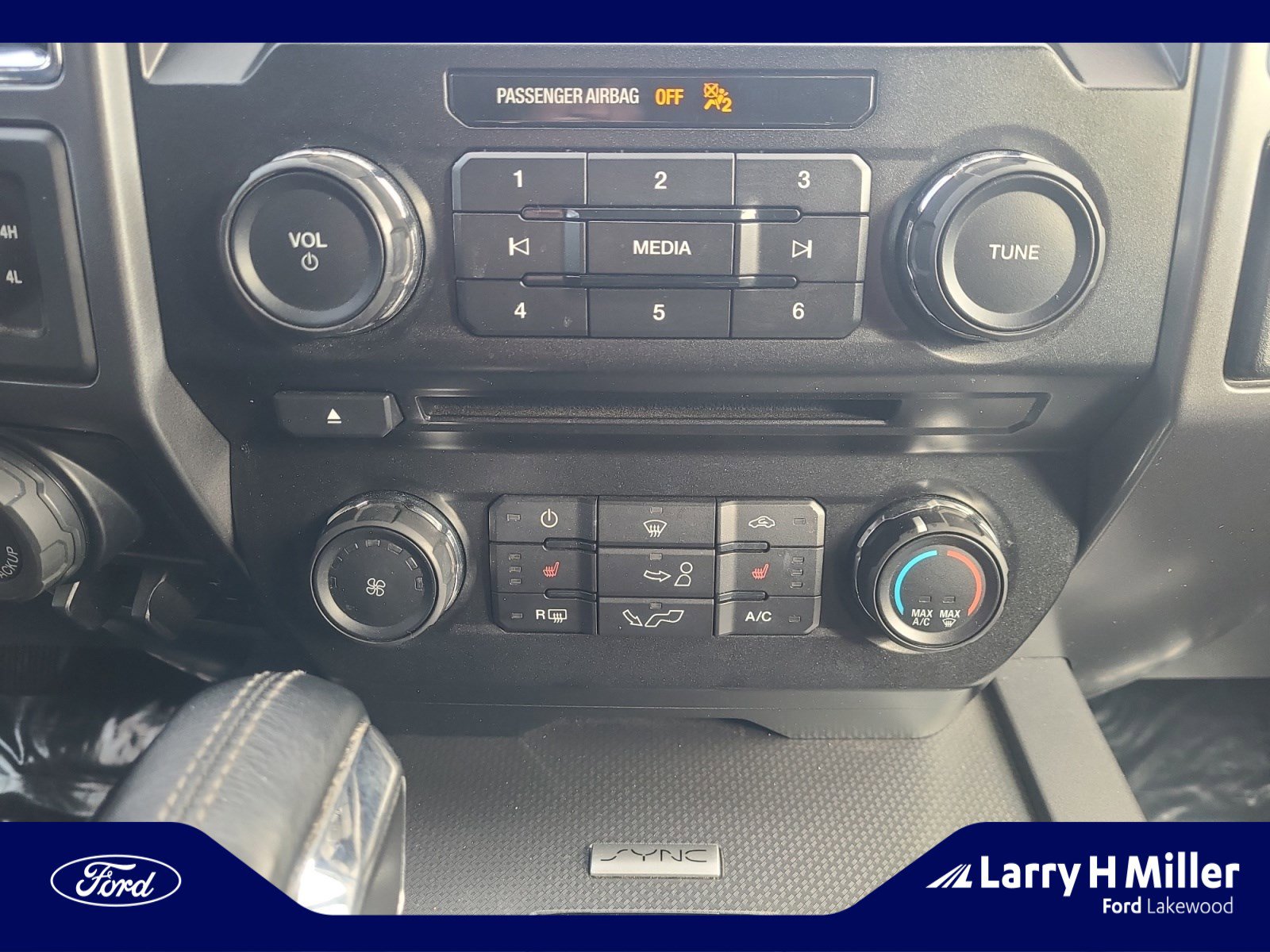 Used 2016 Ford F150 XLT w/ Equipment Group 302A Luxury image 30