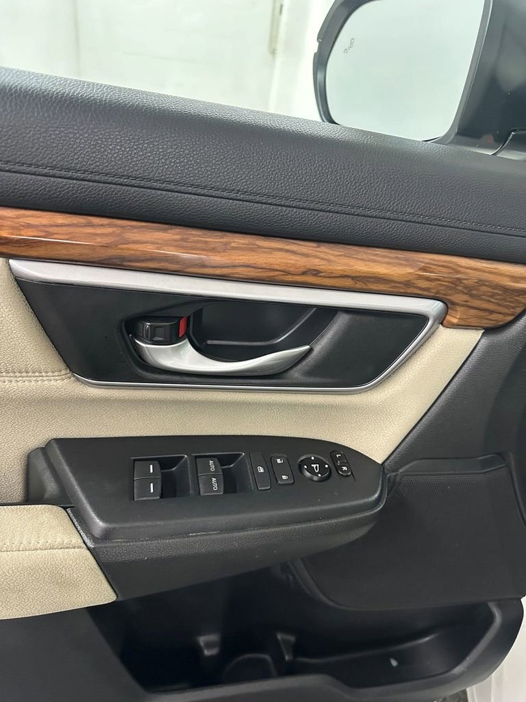 Used 2017 Honda CR-V EX image 9