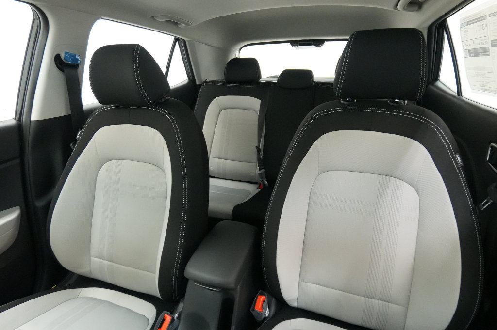 New 2026 Hyundai Venue SEL FWD image 12