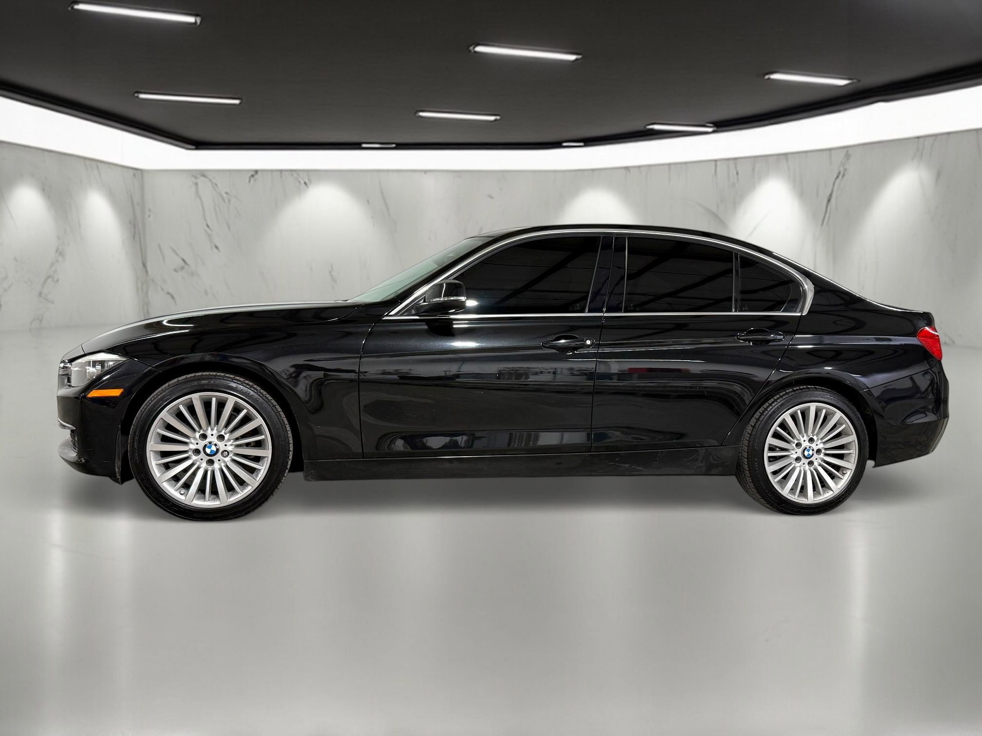 Used 2014 BMW 328i Sedan image 2