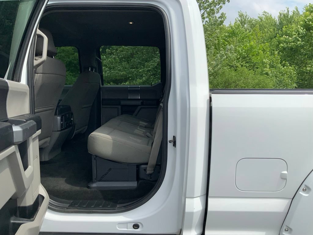 Used 2017 Ford F250 XLT w/ XLT Premium Package AWD/4WD image 23