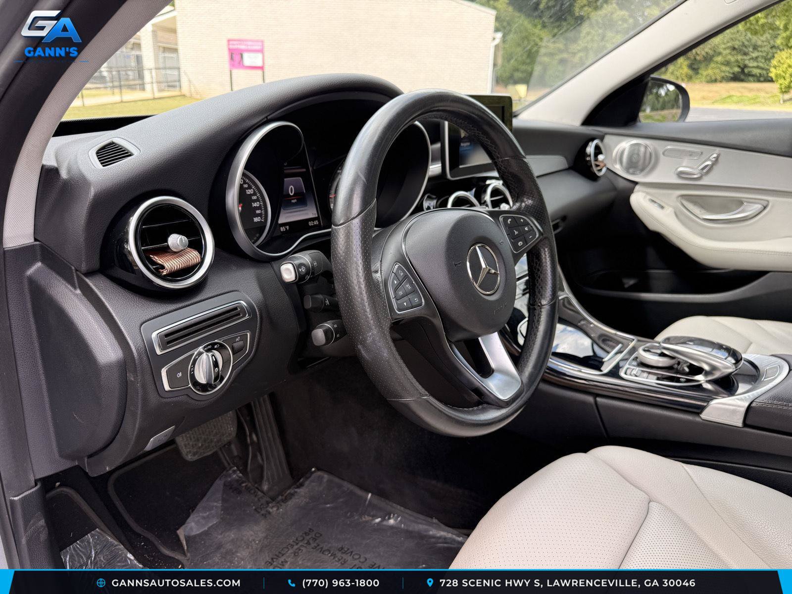 Used 2015 Mercedes-Benz C 300 Sedan image 21
