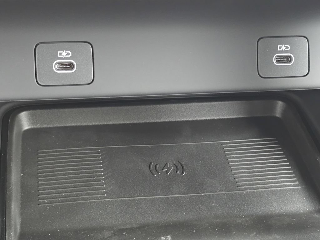 New 2025 Land Rover Discovery Sport S AWD/4WD image 8