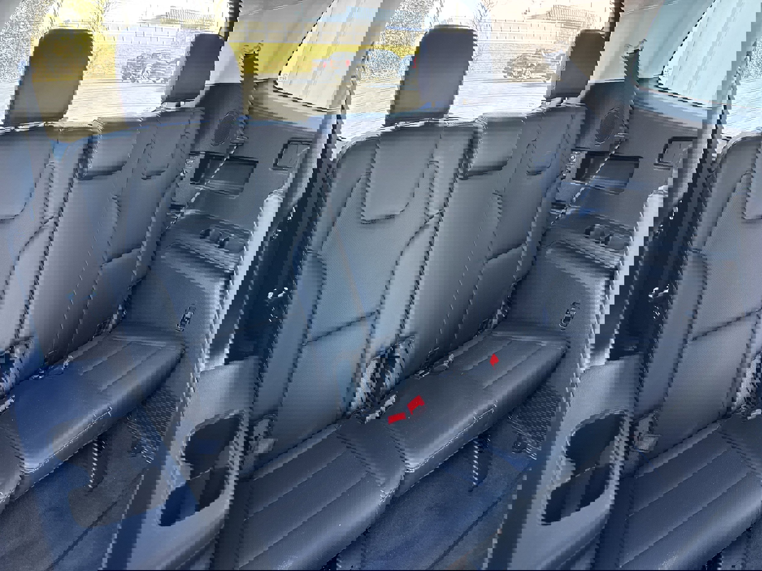 Used 2024 Kia Telluride SX Prestige w/ Towing Package AWD/4WD image 19