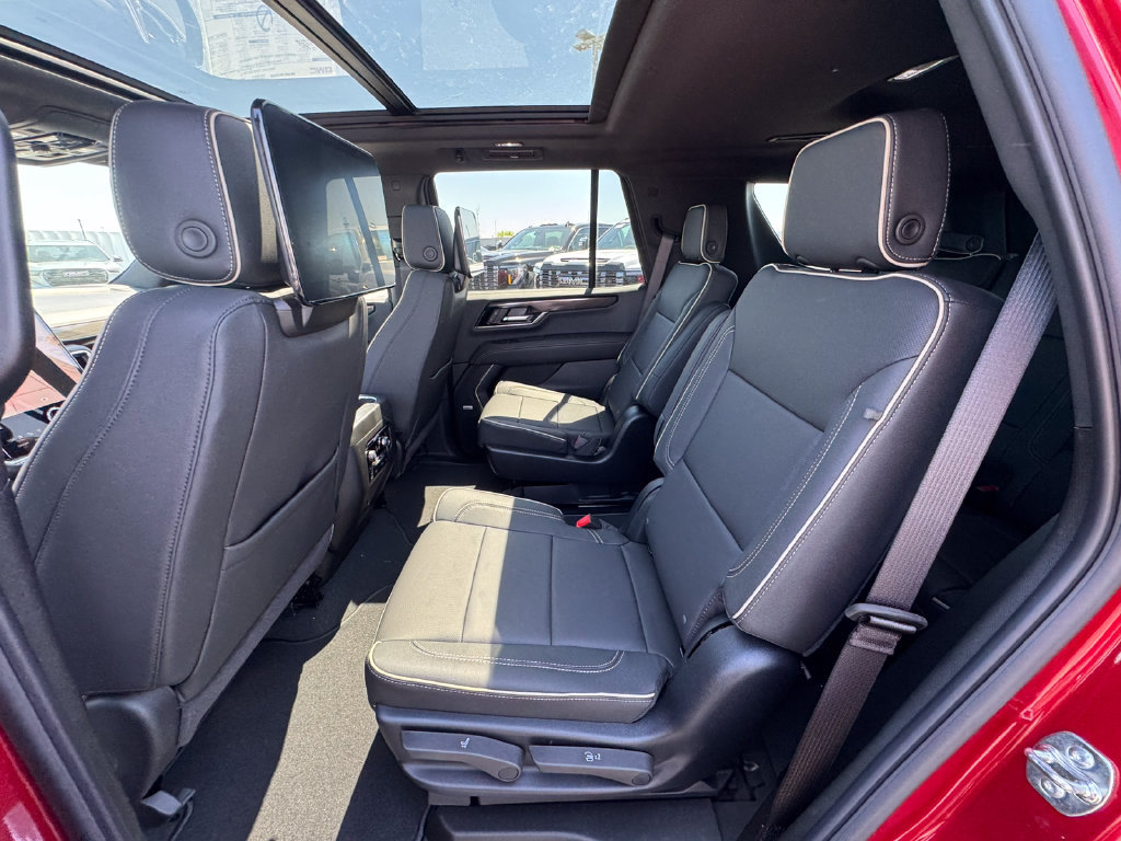 New 2026 GMC Yukon Elevation w/ Elevation Premium Package AWD/4WD image 23