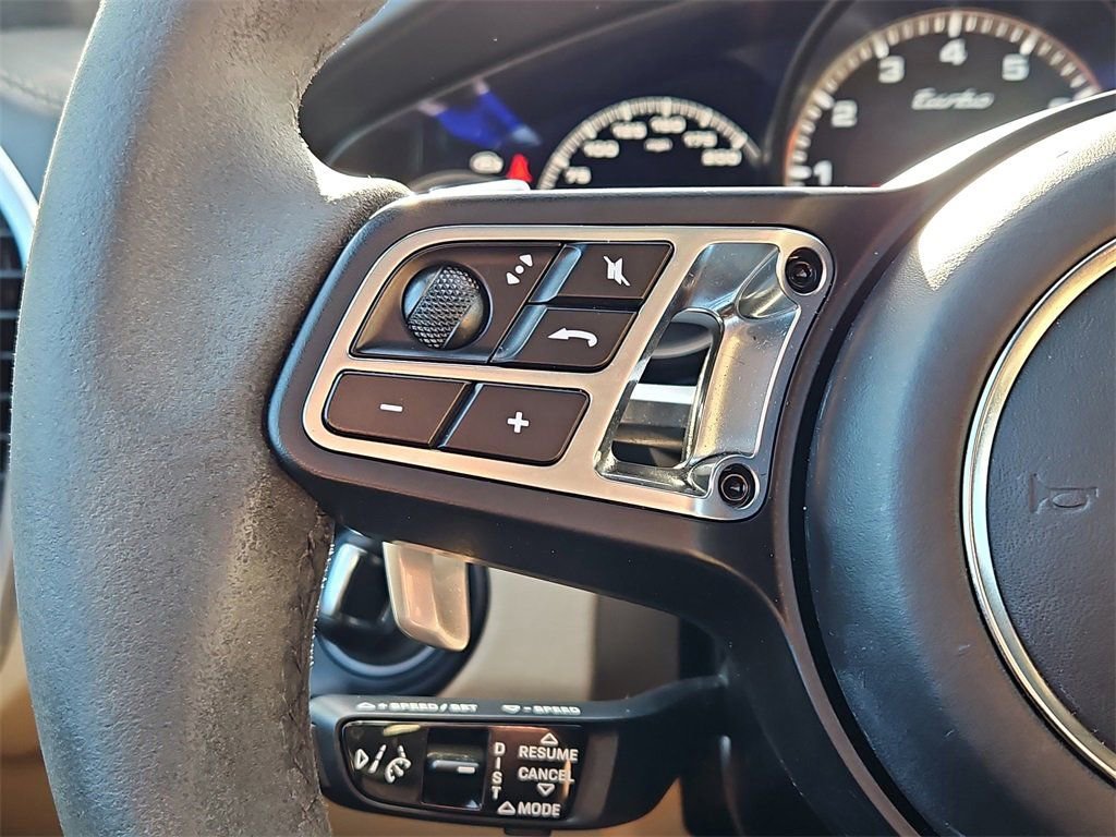 Used 2021 Porsche Cayenne Turbo image 25
