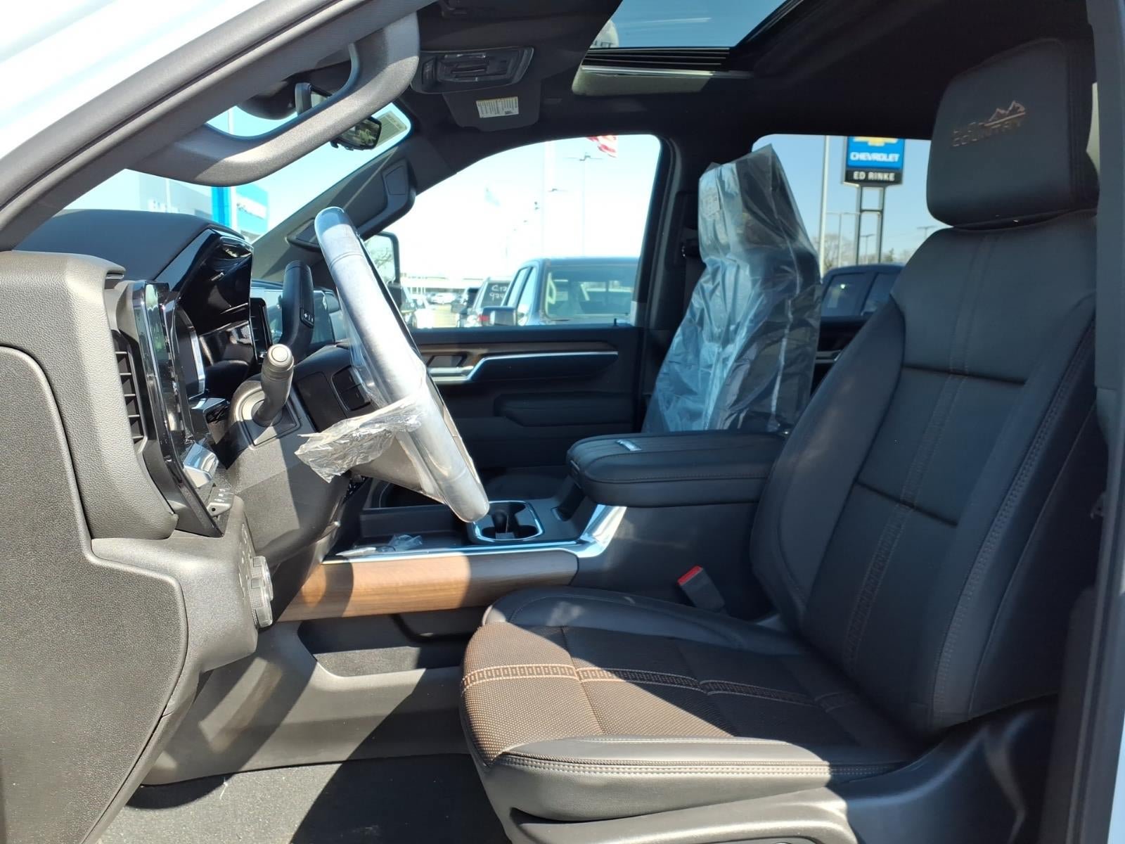 New 2026 Chevrolet Silverado 2500 High Country w/ Technology Package AWD/4WD image 10
