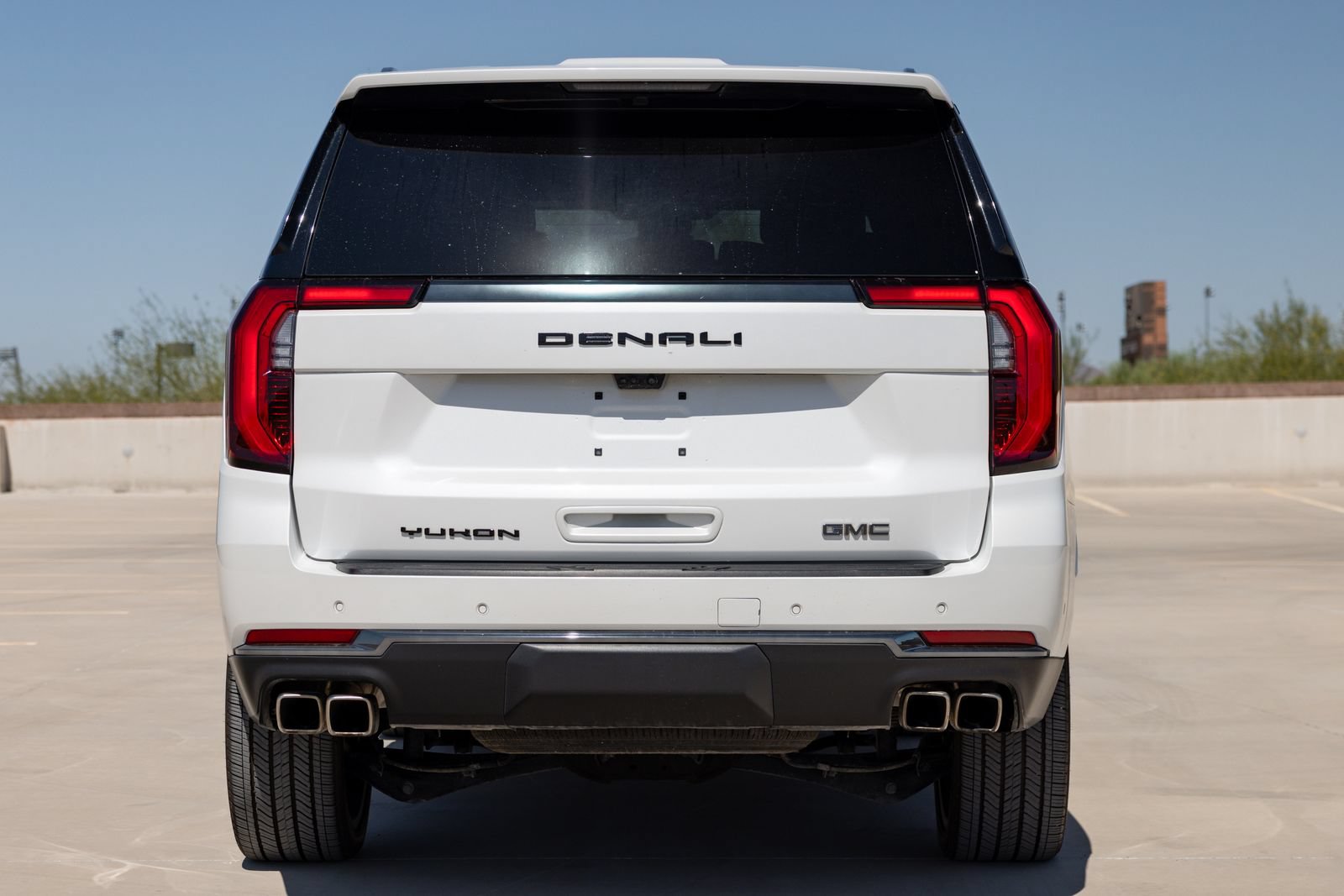 Used 2025 GMC Yukon Denali Ultimate AWD/4WD image 10