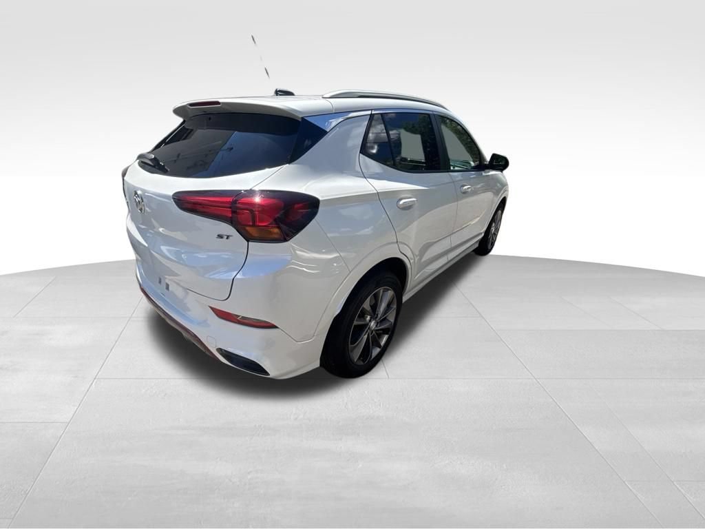 Used 2021 Buick Encore GX Select w/ Sport Touring Package FWD image 7