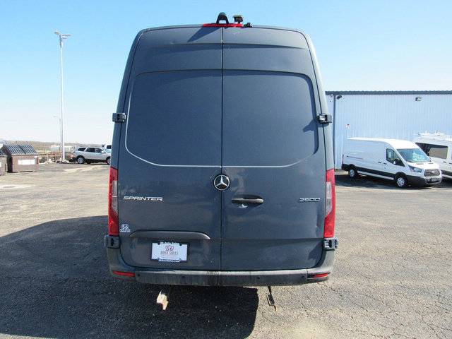 Used 2019 Mercedes-Benz Sprinter 170 image 4