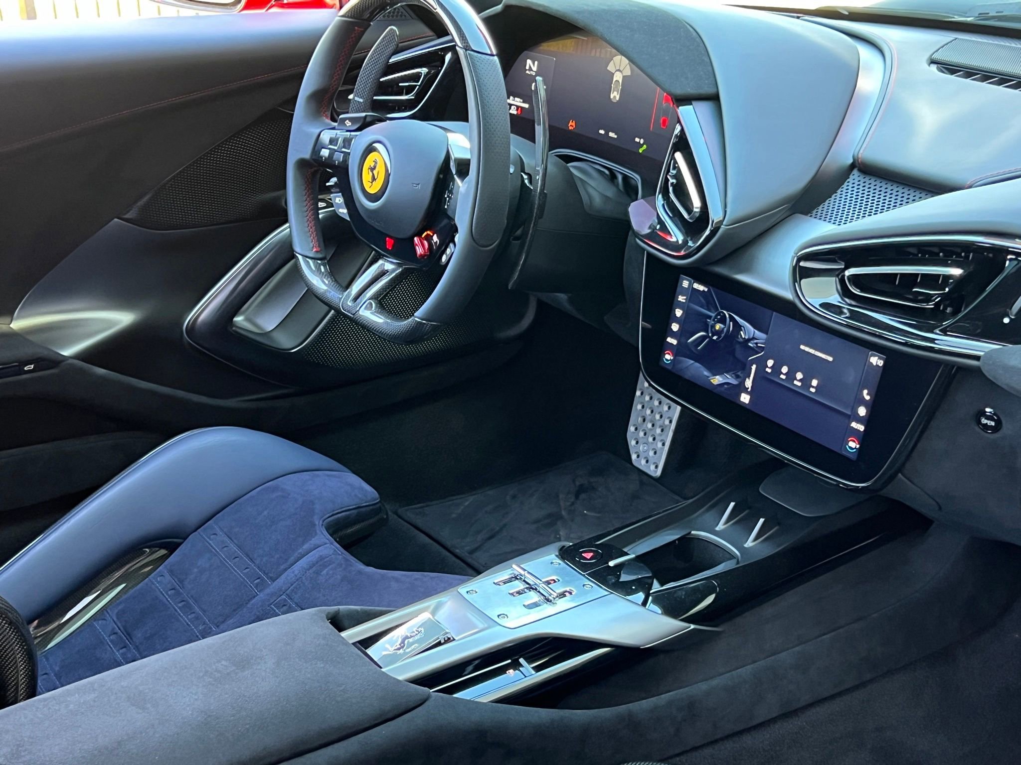 Used 2025 Ferrari 12Cilindri RWD image 39