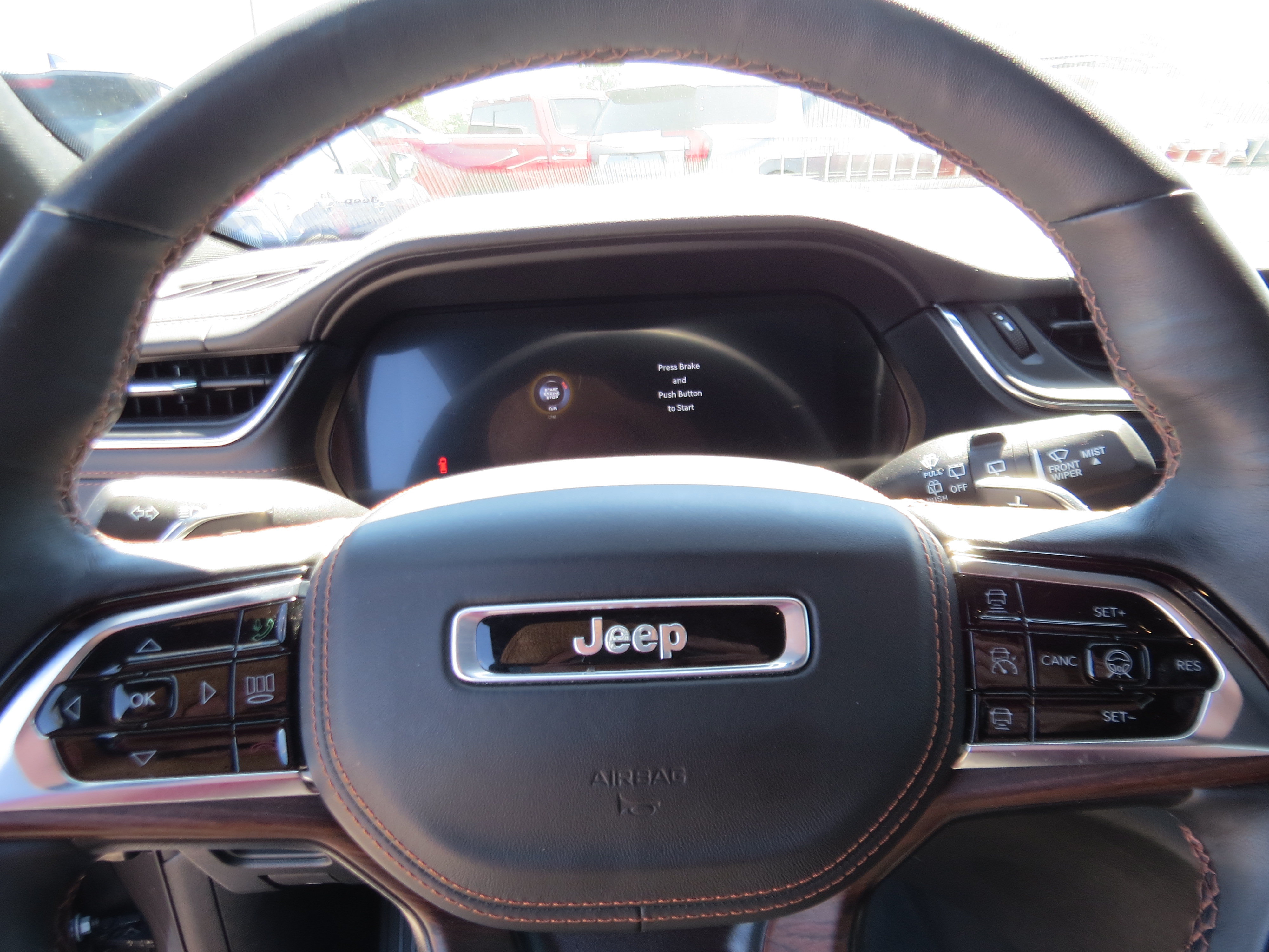Used 2025 Jeep Grand Cherokee Summit AWD/4WD image 20