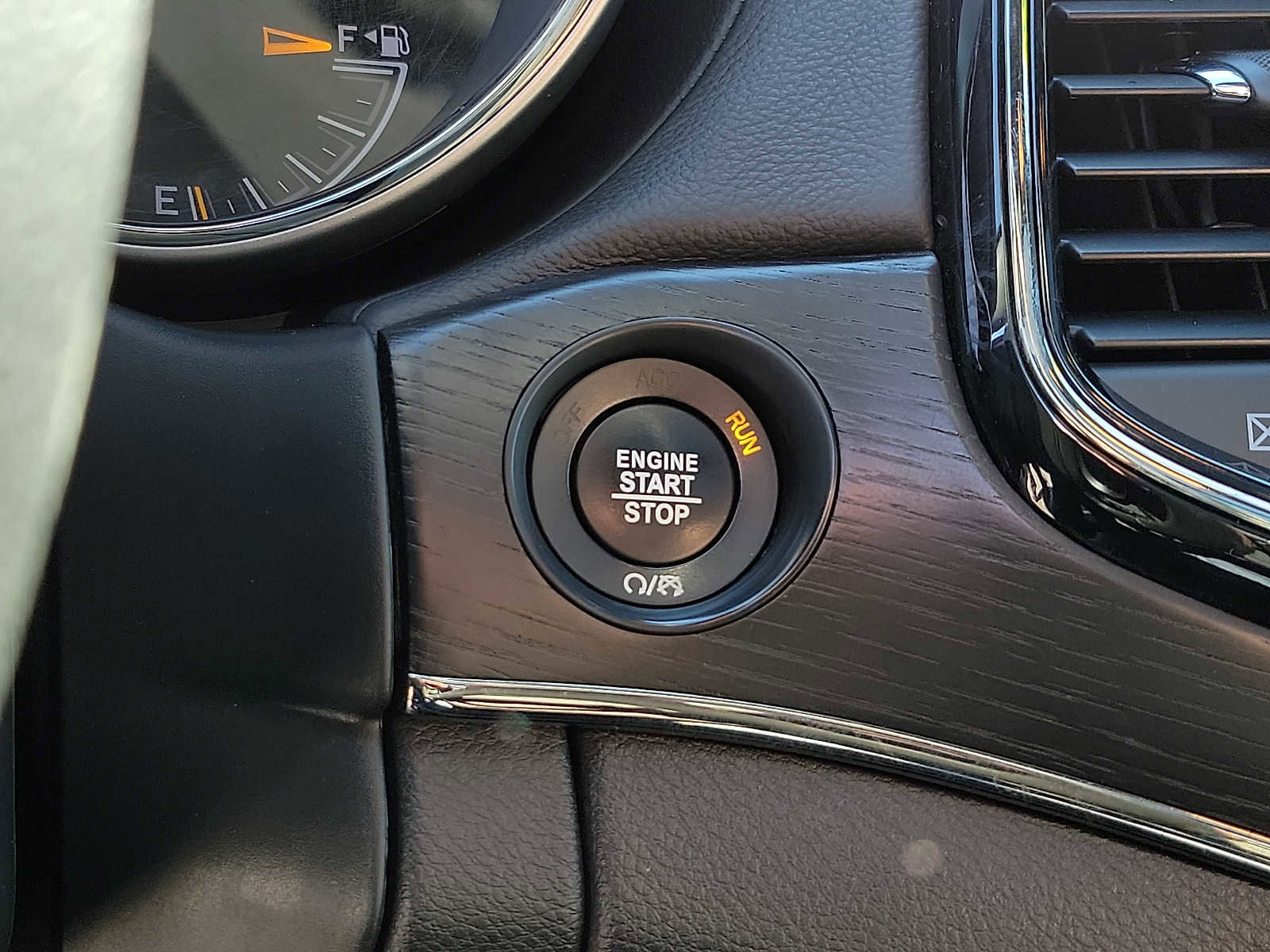 Used 2019 Jeep Grand Cherokee High Altitude image 24