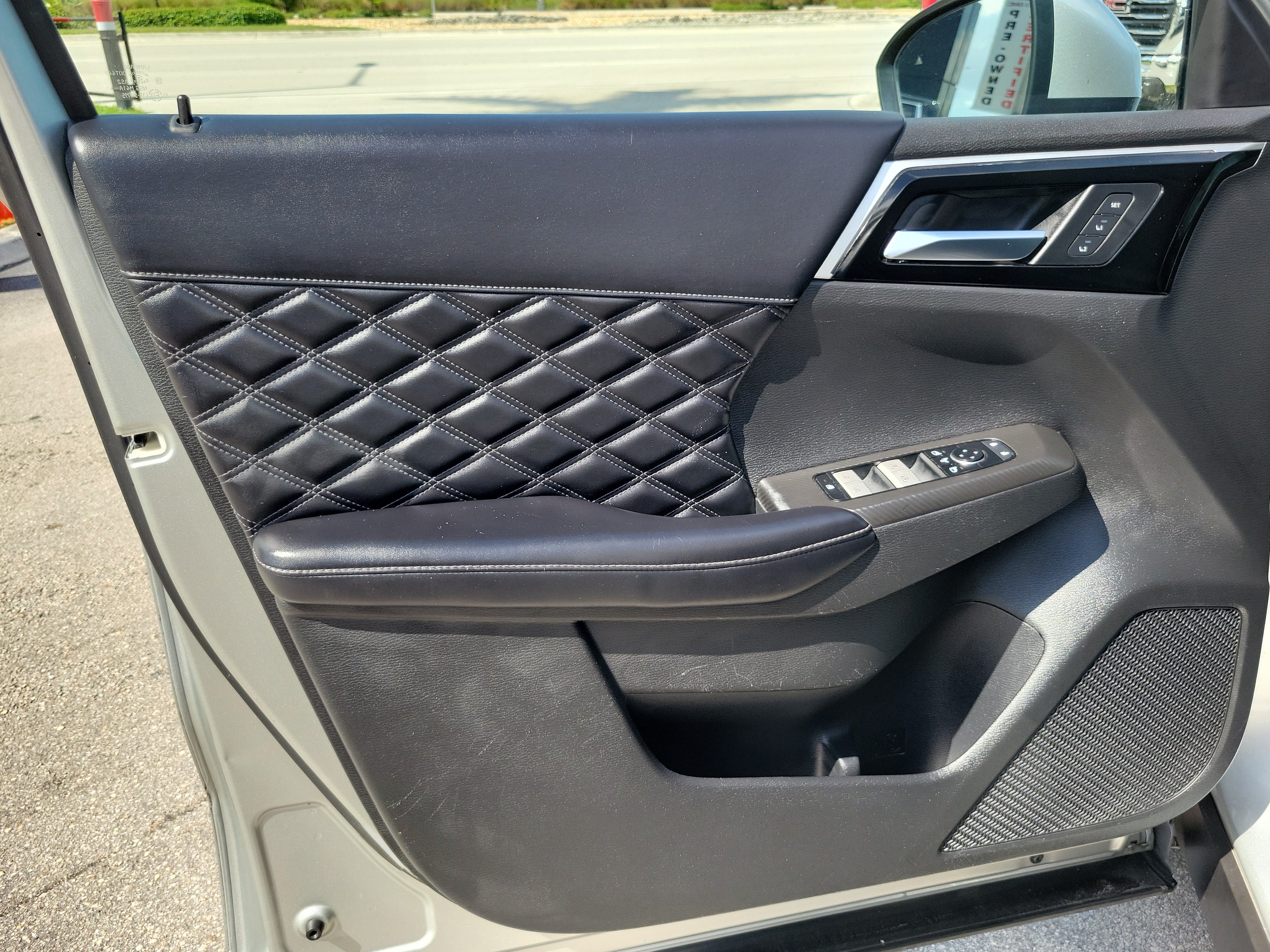 Used 2022 Mitsubishi Outlander SEL FWD image 22