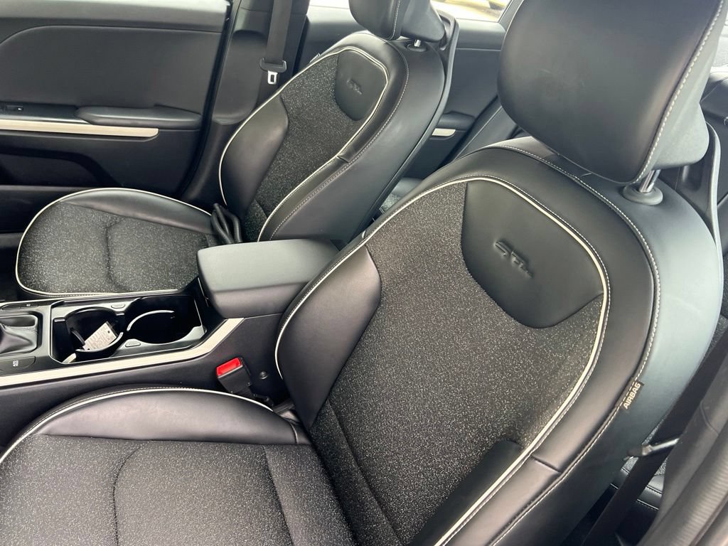Certified 2025 Kia K4 GT-Line FWD image 5