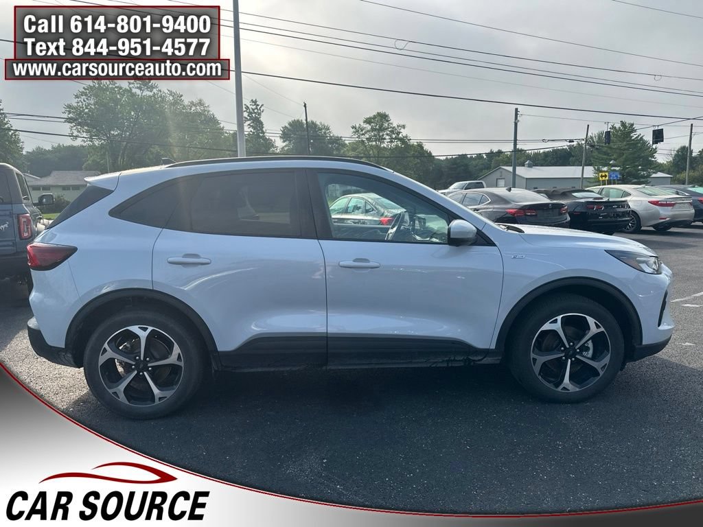 Used 2025 Ford Escape ST-Line Select w/ Tech Pack #2 AWD/4WD image 10
